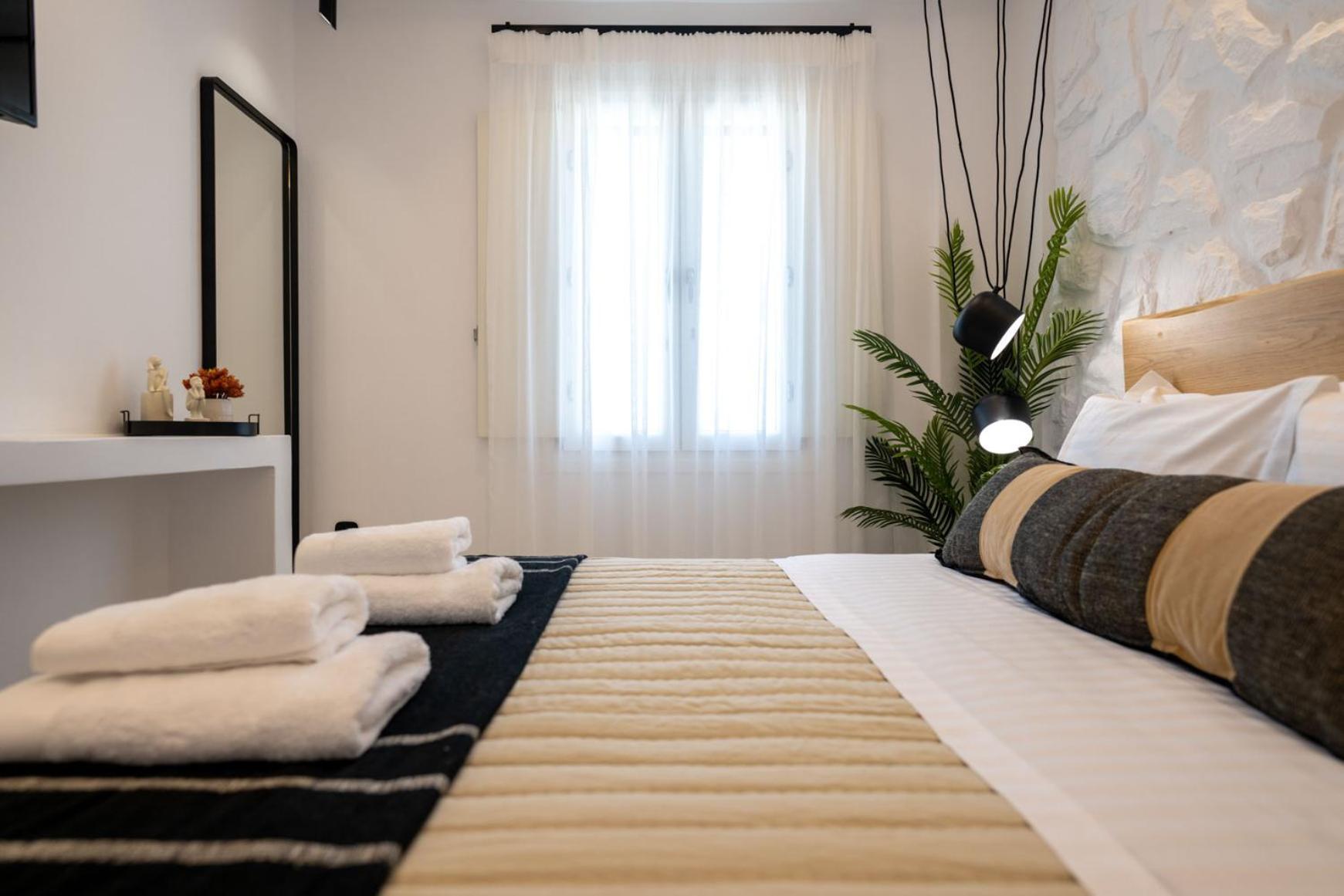 Gallantry Apartment