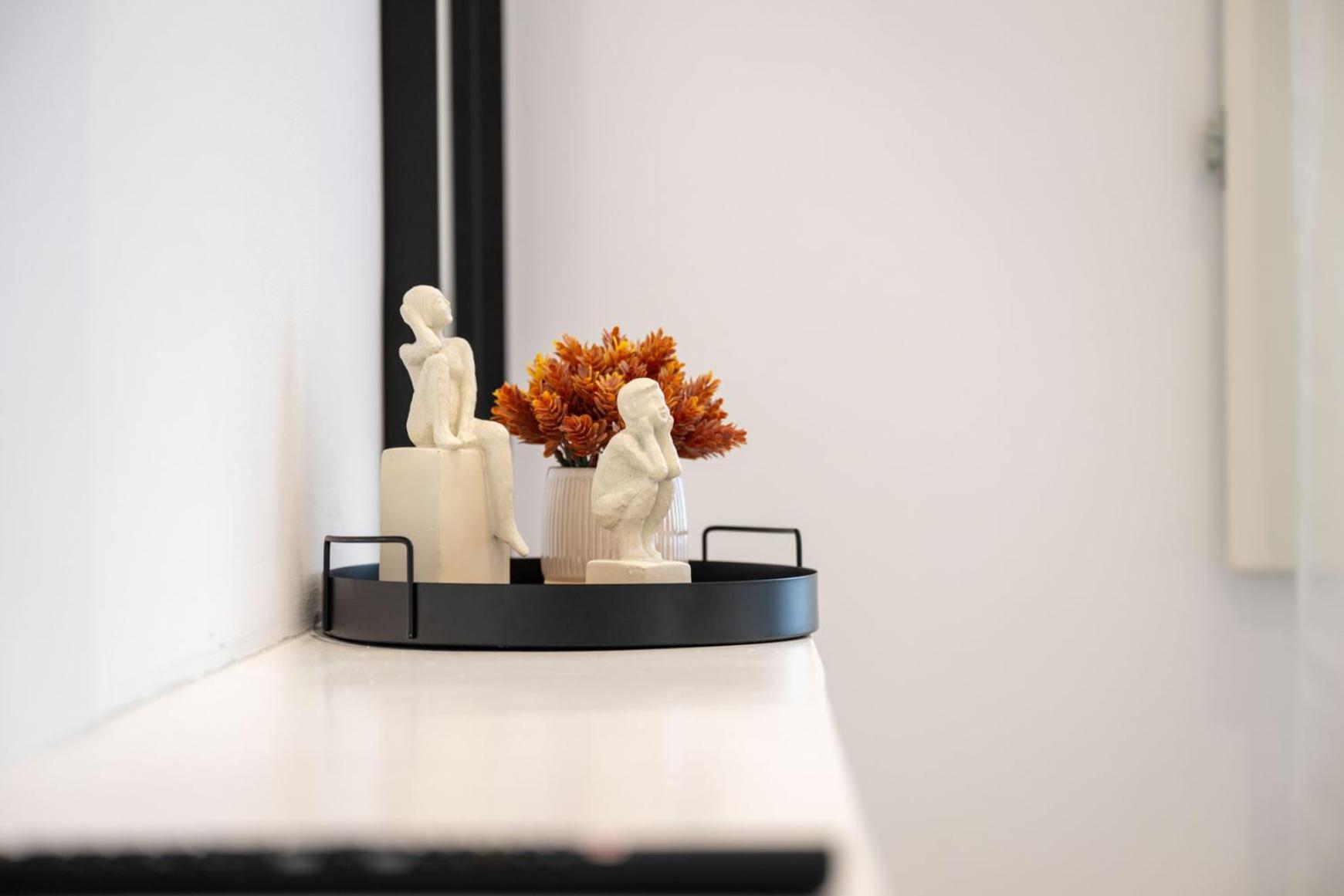 Gallantry Apartment